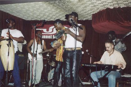 Free I, Tunnel Live - Vienna, 2004